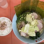 ラーメン よし家 - 