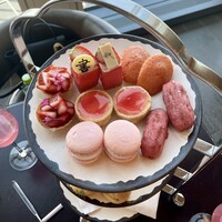 ザ タヴァン グリル＆ラウンジ - 