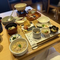 豆富料理と吟醸せいろ蒸し 八かく庵 大阪ステーションシティ店 - 