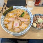 自家製手打 中華そば みの八 - 