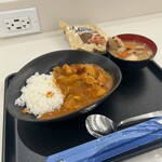 Honolulu International Airport JAL Sakura Lounge - 