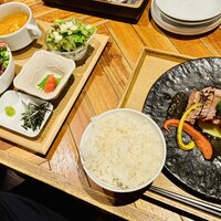 Seafood bar Ermitage 横浜鶴屋町店 - 