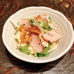 立呑み 浅草 洒落者 - スモークチキンのポテトサラダ