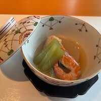 日本料理 桂 - エビは丈夫に剥けず、息子が剥いてくれました(*≧∀≦*)