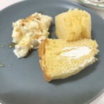 M's Cafe - ラヴィアンローズベーカリーのクリームシフォンケーキ