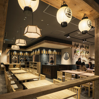 KITTE大阪内◆活気溢れる店内はサク飲み～各種ご宴会に最適