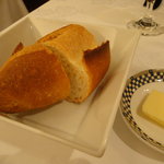 レストラン・パッション - パンとバター。