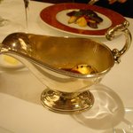 レストラン・パッション - 骨付仔羊肉の暖炉焼き　フレッシュタイム風味のソース。