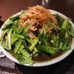 なぜ蕎麦にラー油を入れるのか。 大塚店 - 