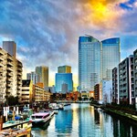 焼鳥 一石三鳥 - 店舗近くの運河