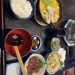 郷土料理とお食事処 赤富士 - 