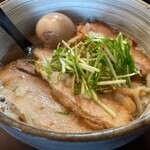 麺処 と市 - 味玉ちゃーしゅー旨だしらーめん 並