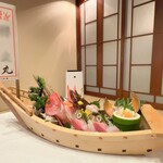 食べるお宿 浜の湯 - 夕食舟盛り