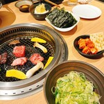 和牛放題の殿堂 秋葉原 肉屋横丁 焼肉 - 