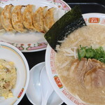 餃子の王将 - 餃子の王将ラーメンセット＋餃子３ヶ
