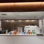 ザ・ペニンシュラ ブティック&カフェ - 4人くらい座れるカウンター席