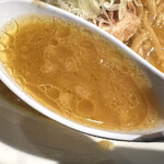 麺屋 丸福 - 鶏白湯と豚骨白湯の融合　鶏油もいいアクセント‼️