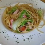 ピッコラ - キャベツとベーコンのパスタ