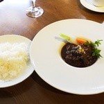 シャトン - 県産和牛ほほ肉の赤ワイン煮