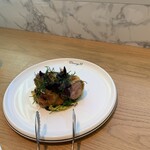 Hills House Dining 33 - 取り分ける前のウズラ