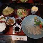 いけす居食家 大徳利 - 料理写真:ヒラメ御膳