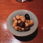 隠れ家愉膳 亥の子 - 醤油豆