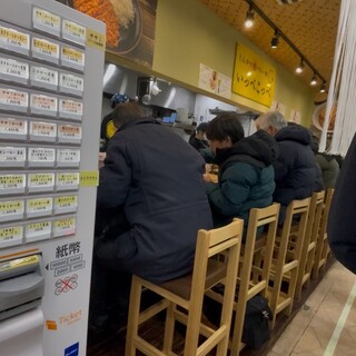 とんかつ檍のカレー屋 いっぺこっぺ_2