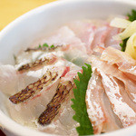 塩釜あがらいん - 鯛丼
