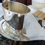 ピーク・ラウンジ - 刺し湯