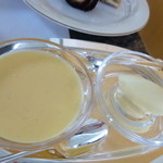 ピーク・ラウンジ - 