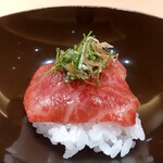 江戸焼肉 - 特産松阪牛イチボ 漬け丼