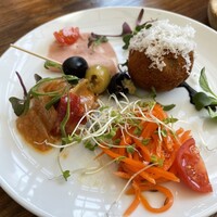 バル デ エスパーニャ ムイ 東京店 - 