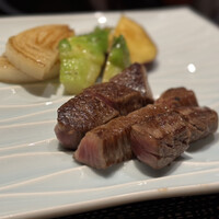神戸プレジール 本店 - ビーフステーキ＋本日の焼き野菜【3種】