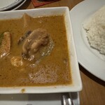 プロォーイ タイ料理 - 