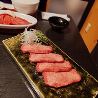 焼肉 しんうち 神楽坂 - 