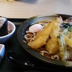 Kurama - 「冷たい天麺うどん ツナマヨおにぎり付き」960円