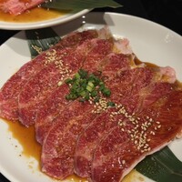 老舗精肉店直送 千種焼肉 飛騨牛の奴隷 千種店 - 