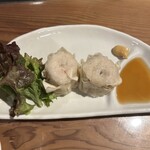 岡田酒店 - エビシューマイ　400円