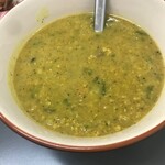 ラフィーの美しい森 - 甘エビ入りブラックチャナダルスープ