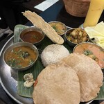 Indian Street Food & Bar GOND - 