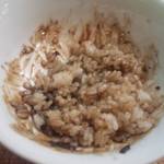 鮎正 - うるかとご飯をからめていただきます