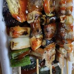 ハセガワストア - やきとり弁当 旨辛（中） レバー旨辛1本増し