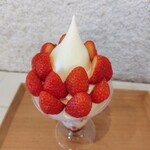 RAKUTO cheesecake craft - いちごパフェ