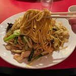 南海飯店 - やわらかい焼ソバの麺