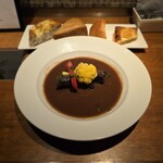 コグスダイニングカグラザカ - お店自慢のビーフシチュー