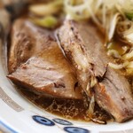 長八 - チャーシューはカタマリ