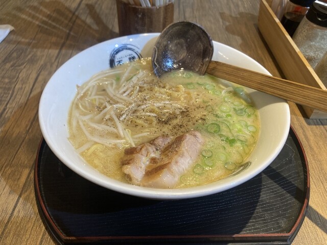 にんにくらーめん 天洋 新町店 - 西大橋/ラーメン | 食べログ