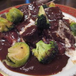 ジュイップ - 牛ほほ肉の赤ワイン煮込み