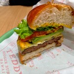 TEDDY'S BIGGER BURGERS - 