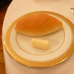 綱町三井倶楽部 - パン1